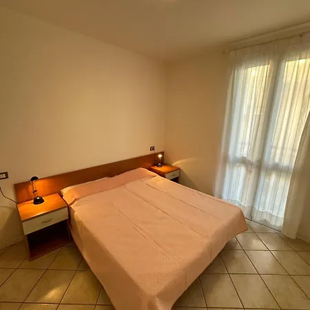 Stefania - Agenzia Cocal Apartment