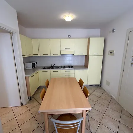 Stefania - Agenzia Cocal Apartment